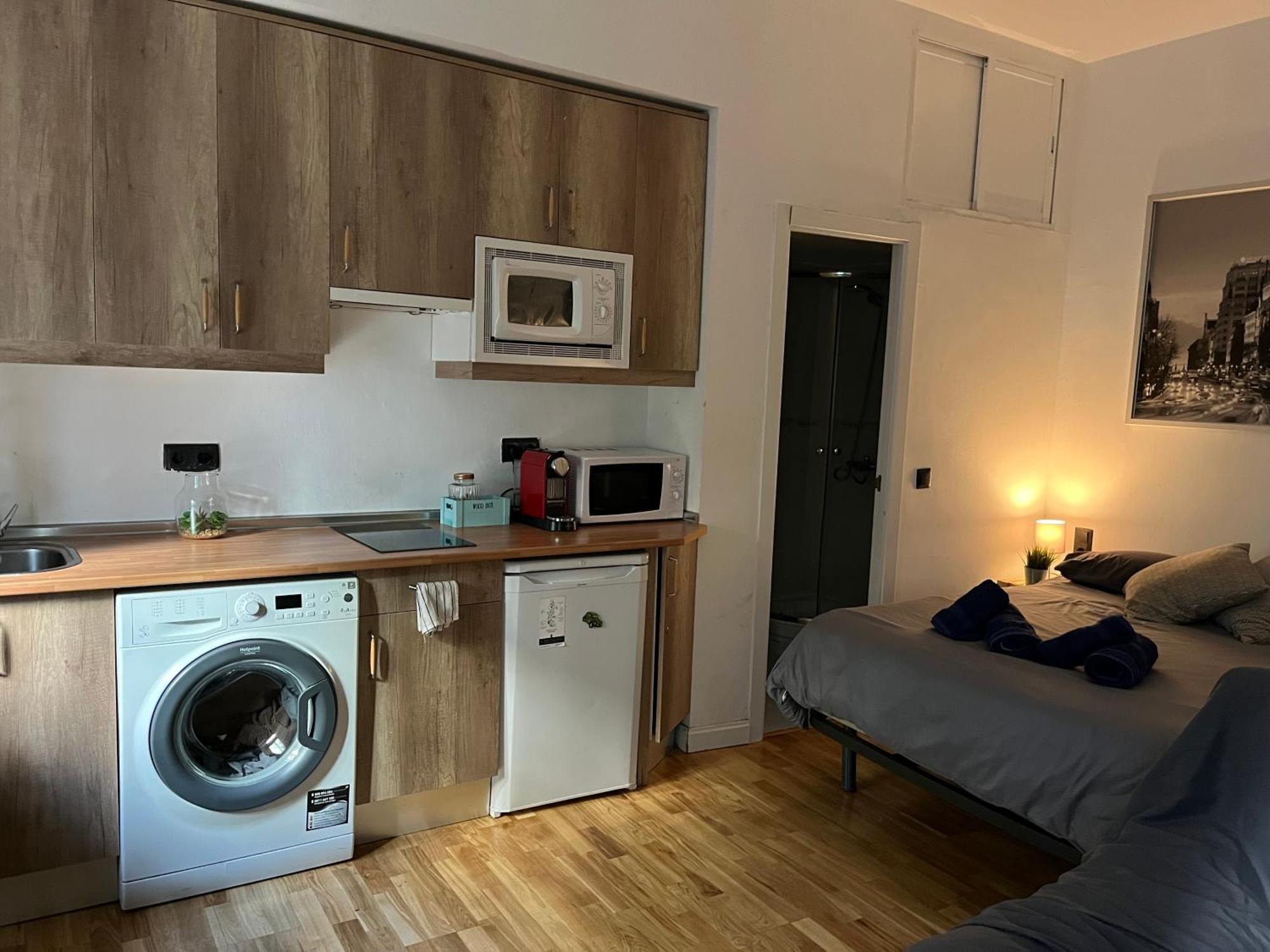 La Latina Apartment Мадрид Экстерьер фото